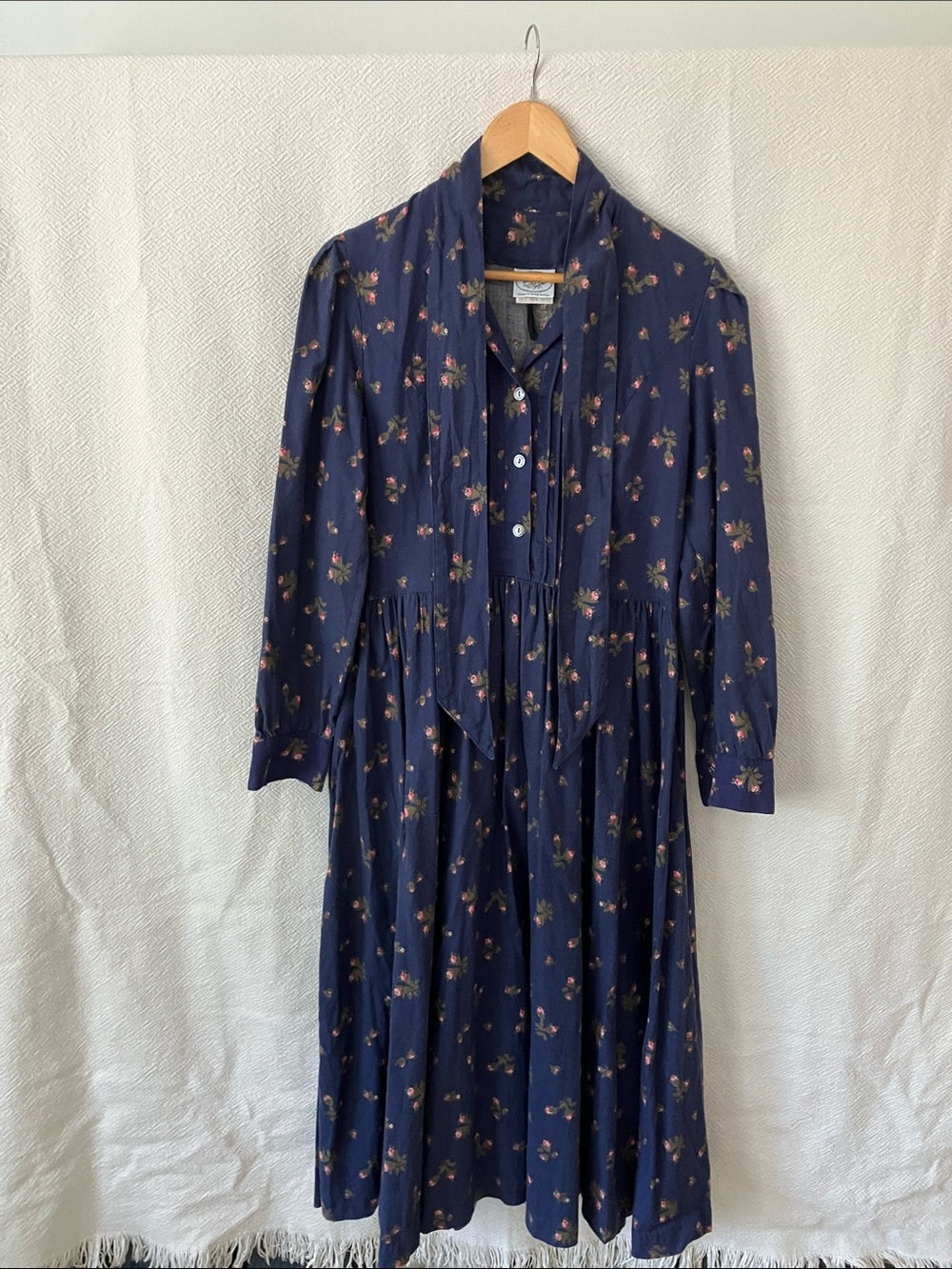 Vintage Laura Ashley Long Sleeve Floral Prairie Cottagecore Midi Dress